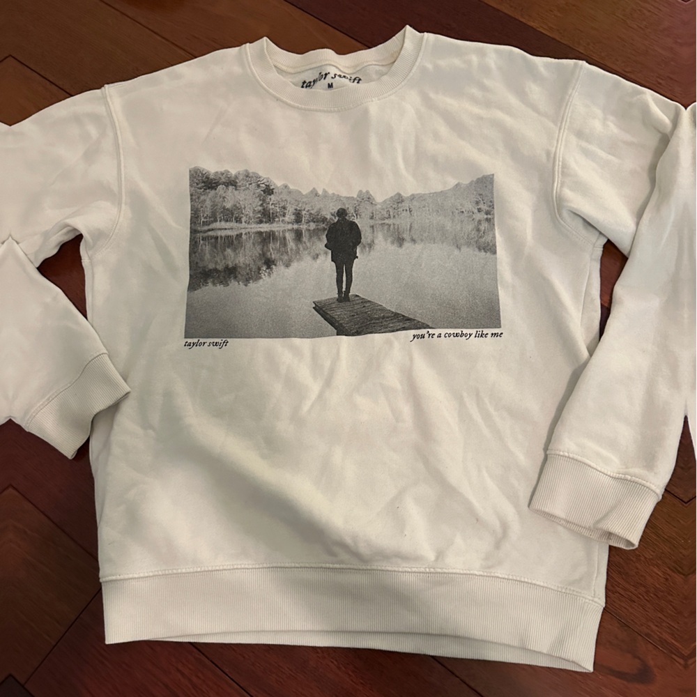 Taylor Swift cowboy like me sweatshirt